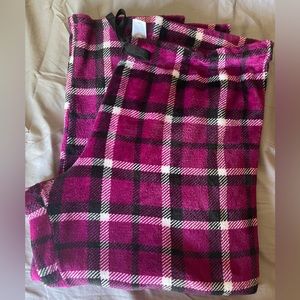 Plaid pajama bottoms